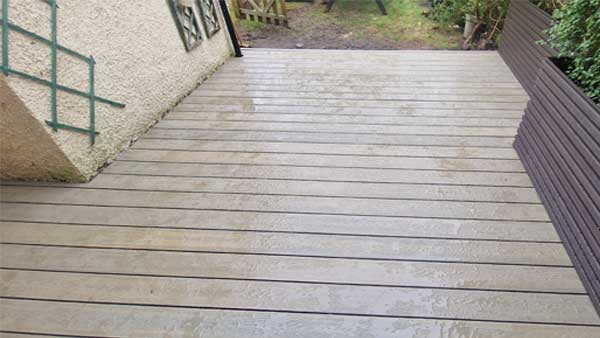 Deck for Entertaining