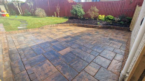 Modern Paving Finish